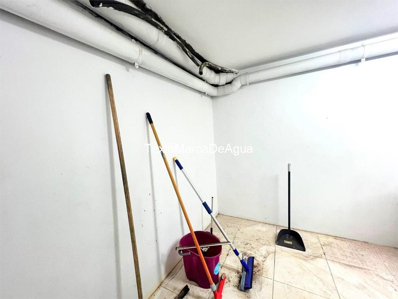 Foto 17 Alquiler de local comercial en Santiago de Compostela