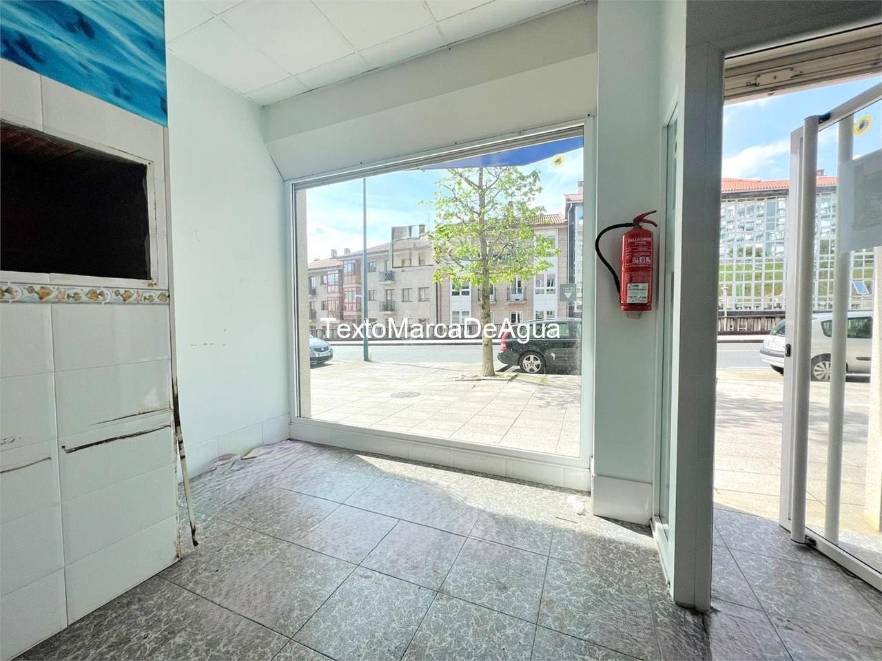 Foto 3 Alquiler de local comercial en Santiago de Compostela