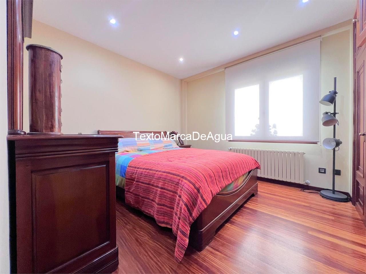 Foto 25 Casa +independiente en venta en Boqueixón