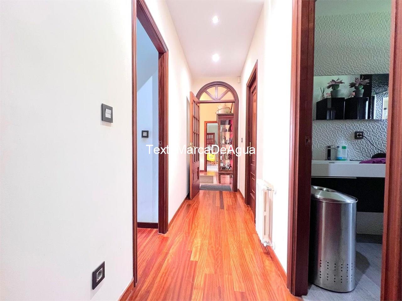 Foto 30 Casa +independiente en venta en Boqueixón