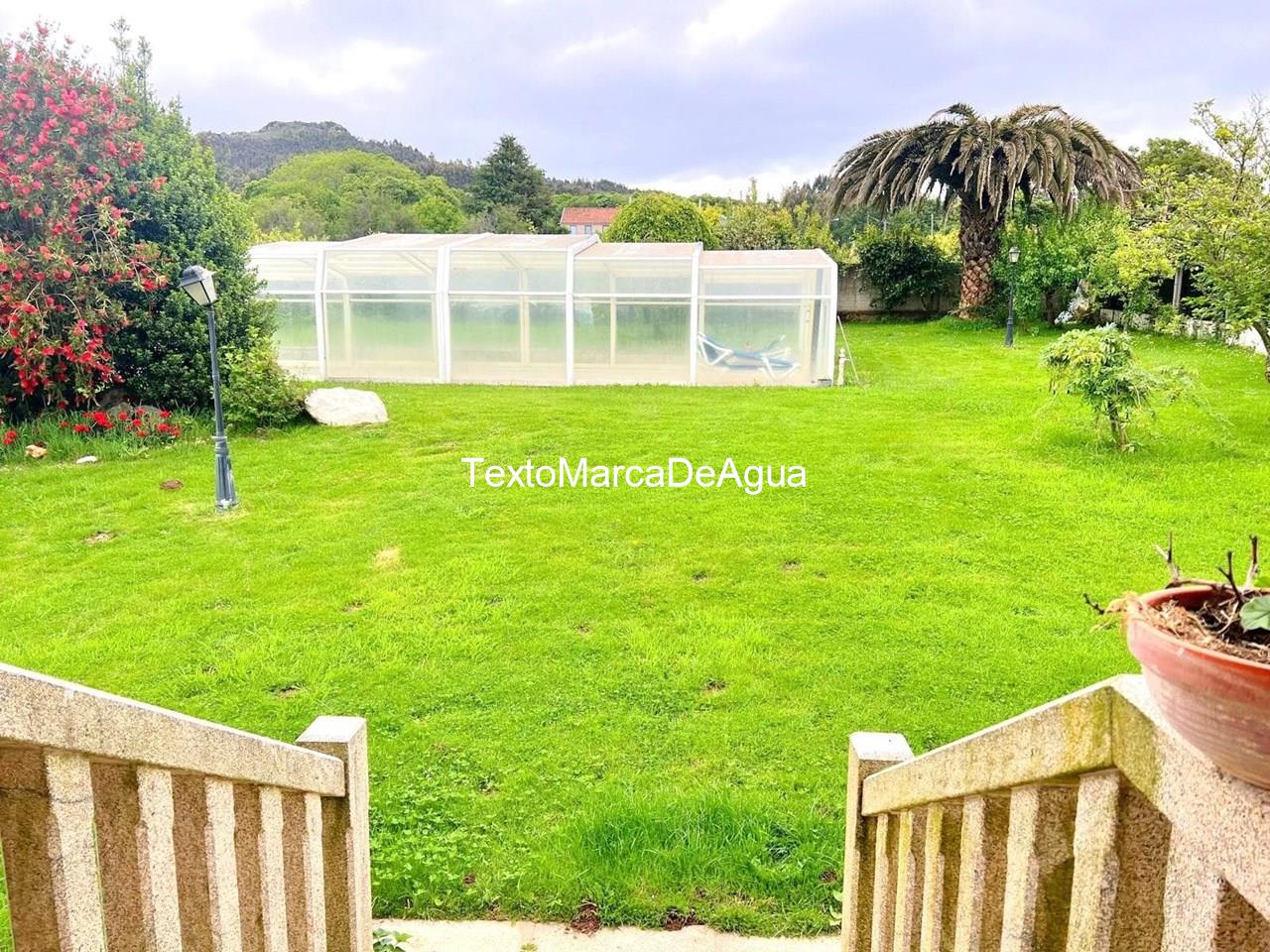 Foto 8 Casa +independiente en venta en Boqueixón