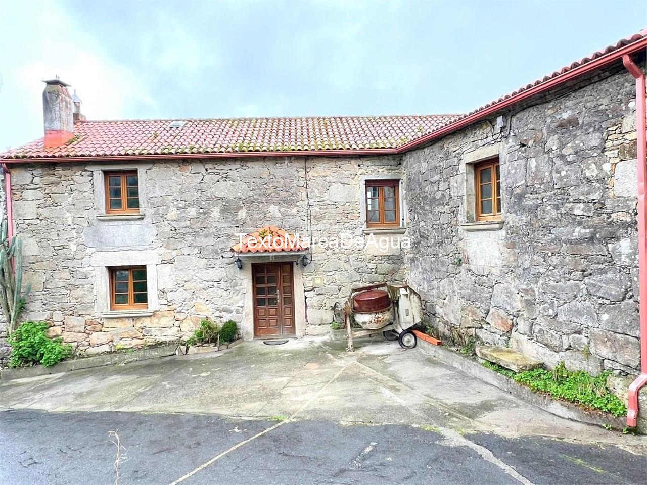 Foto 1 Chalet unifamiliar en venta en Laxe
