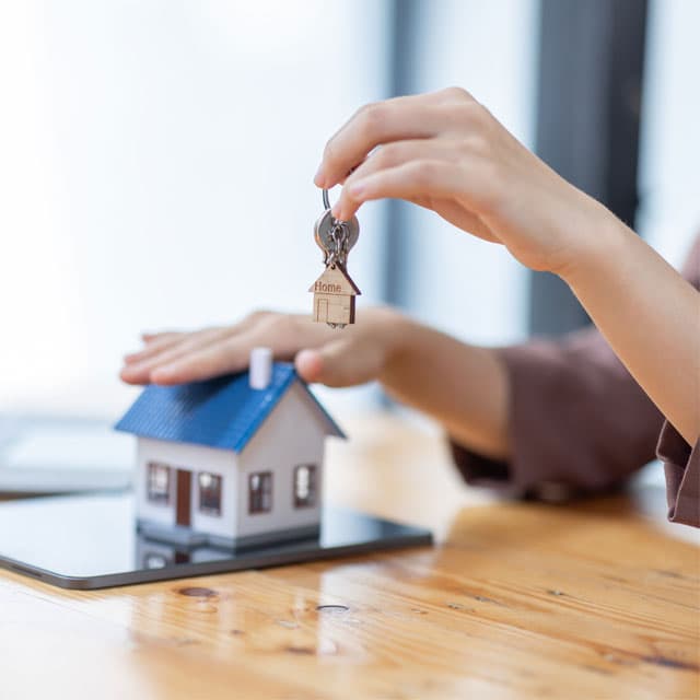 Su inmobiliaria en Santiago de Compostela