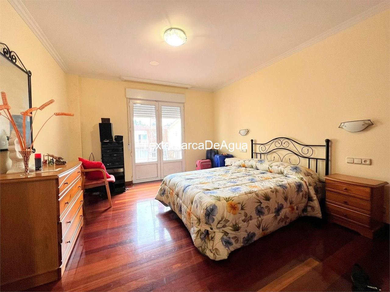 Foto 15 Venta de chalet pareado en Urbanización Os Verxeles