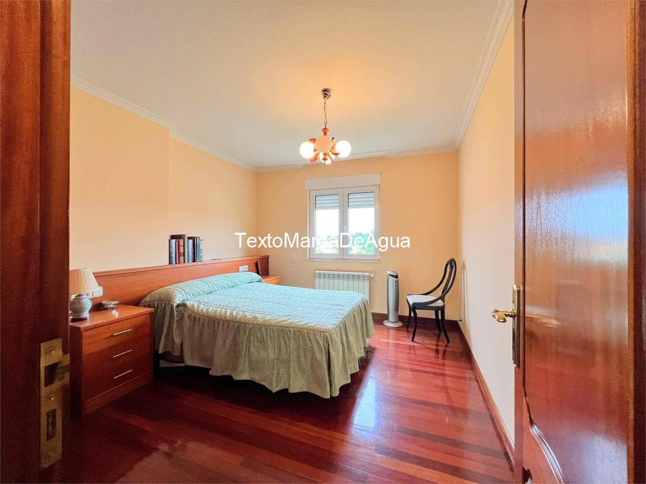 Foto 18 Venta de chalet pareado en Urbanización Os Verxeles