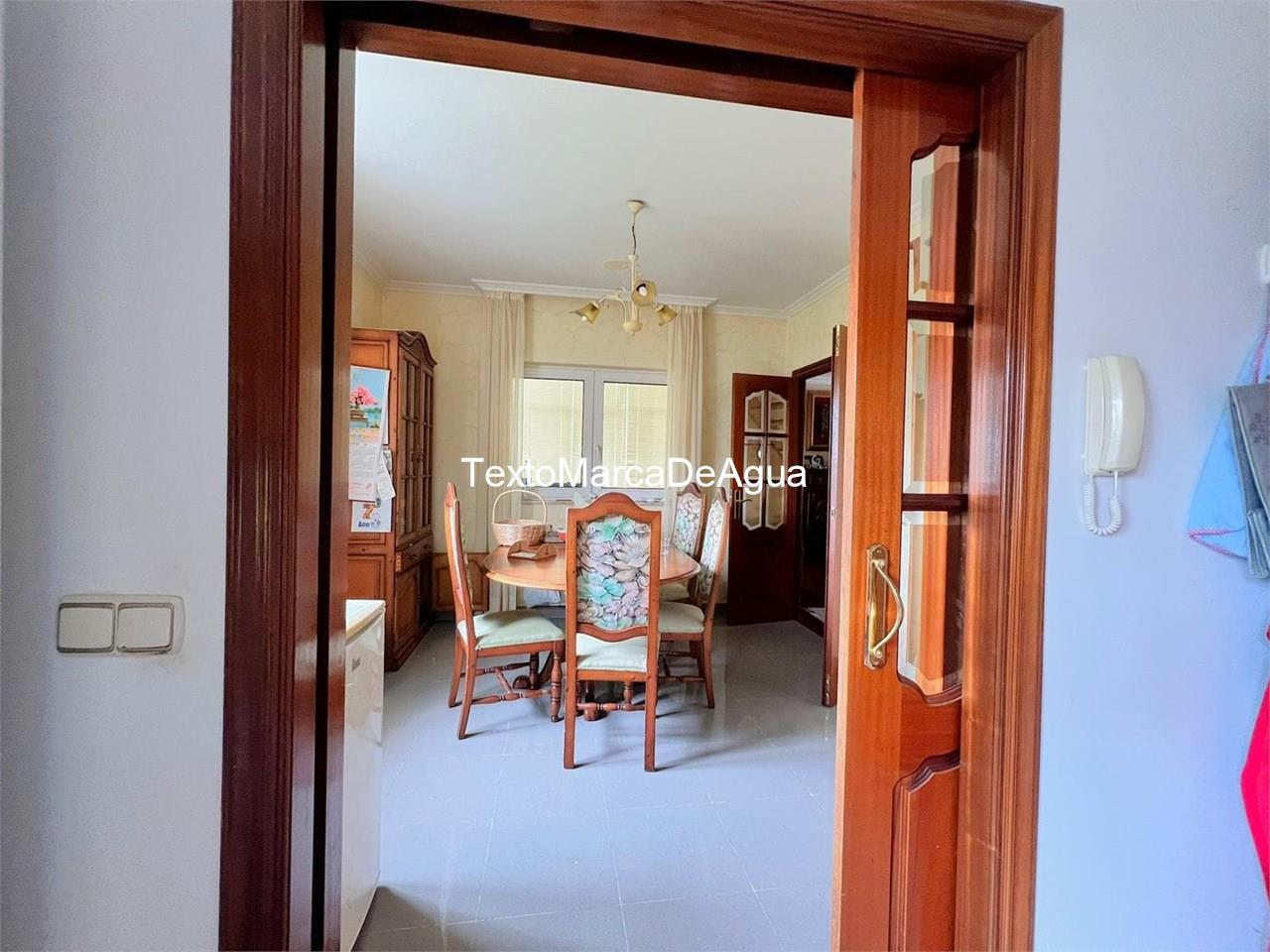 Foto 5 Venta de chalet pareado en Urbanización Os Verxeles