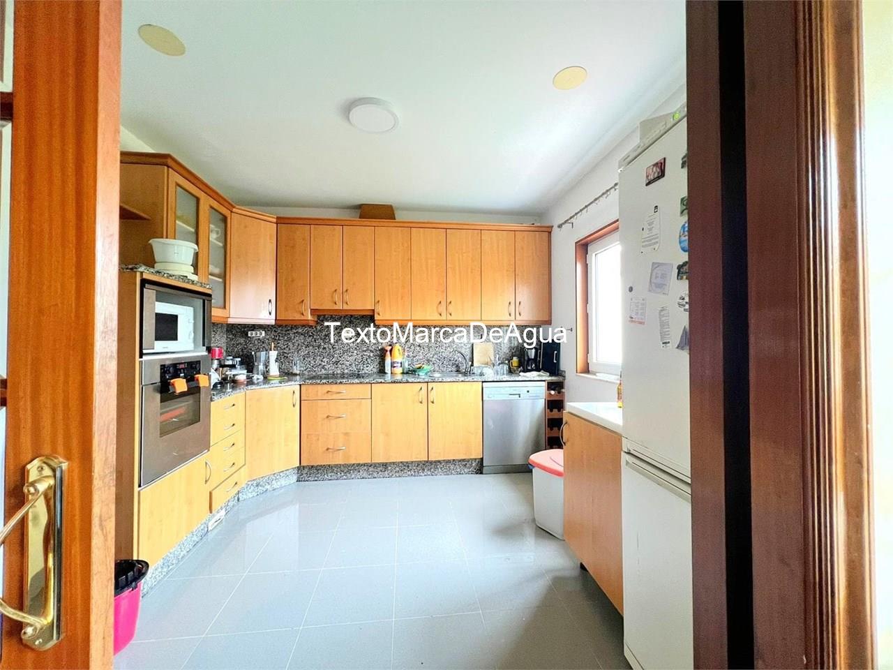 Foto 9 Venta de chalet pareado en Urbanización Os Verxeles