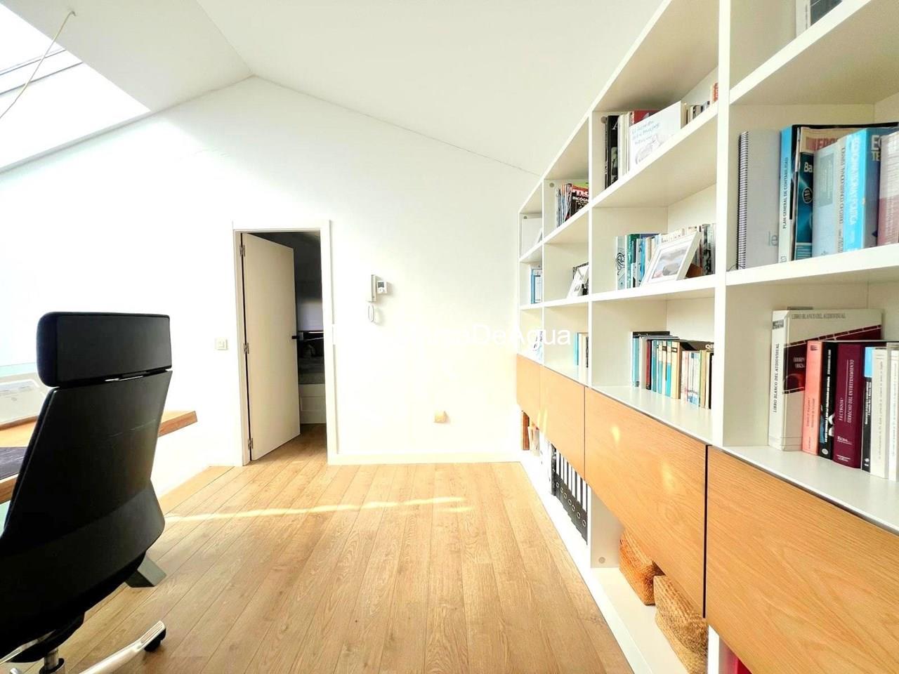 Foto 17 Venta de espectacular CHALET UNIFAMILIAR en Teo