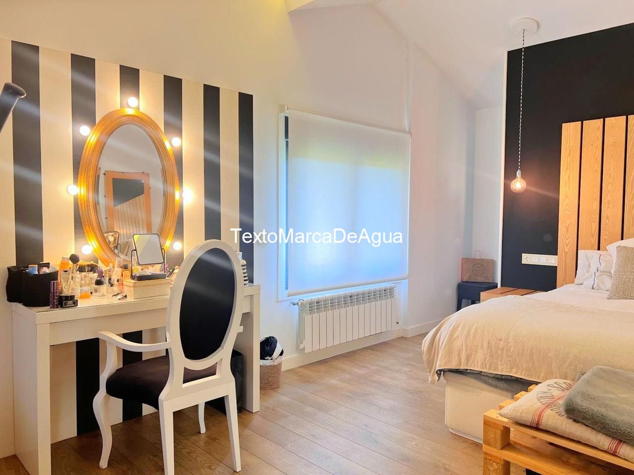 Foto 28 Venta de espectacular CHALET UNIFAMILIAR en Teo
