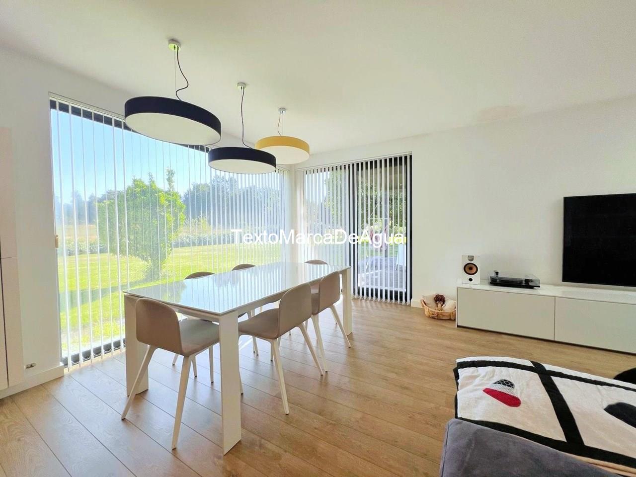 Foto 5 Venta de espectacular CHALET UNIFAMILIAR en Teo