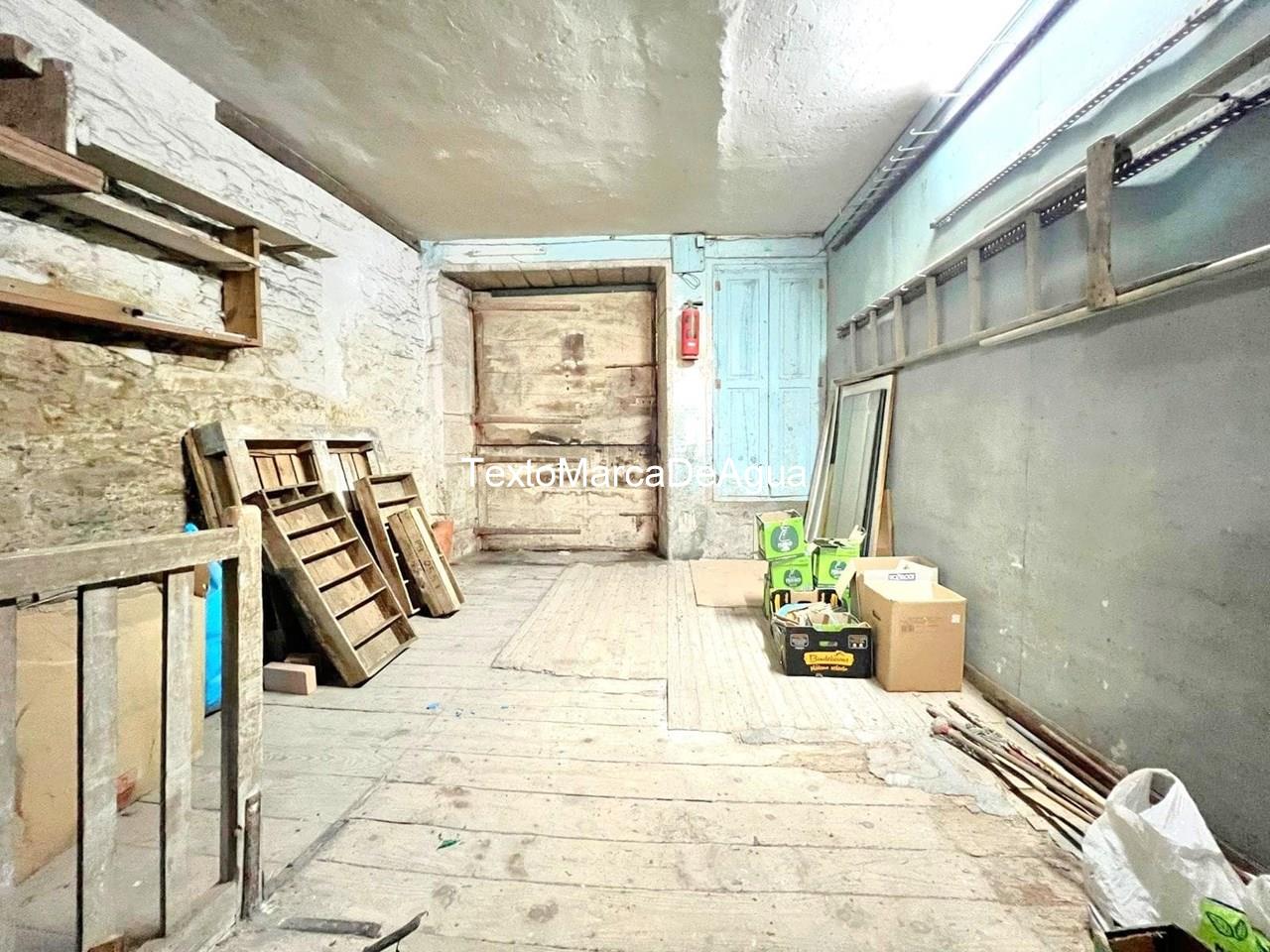 Foto 10 Venta de espectacular local comercial en Santiago de Compostela