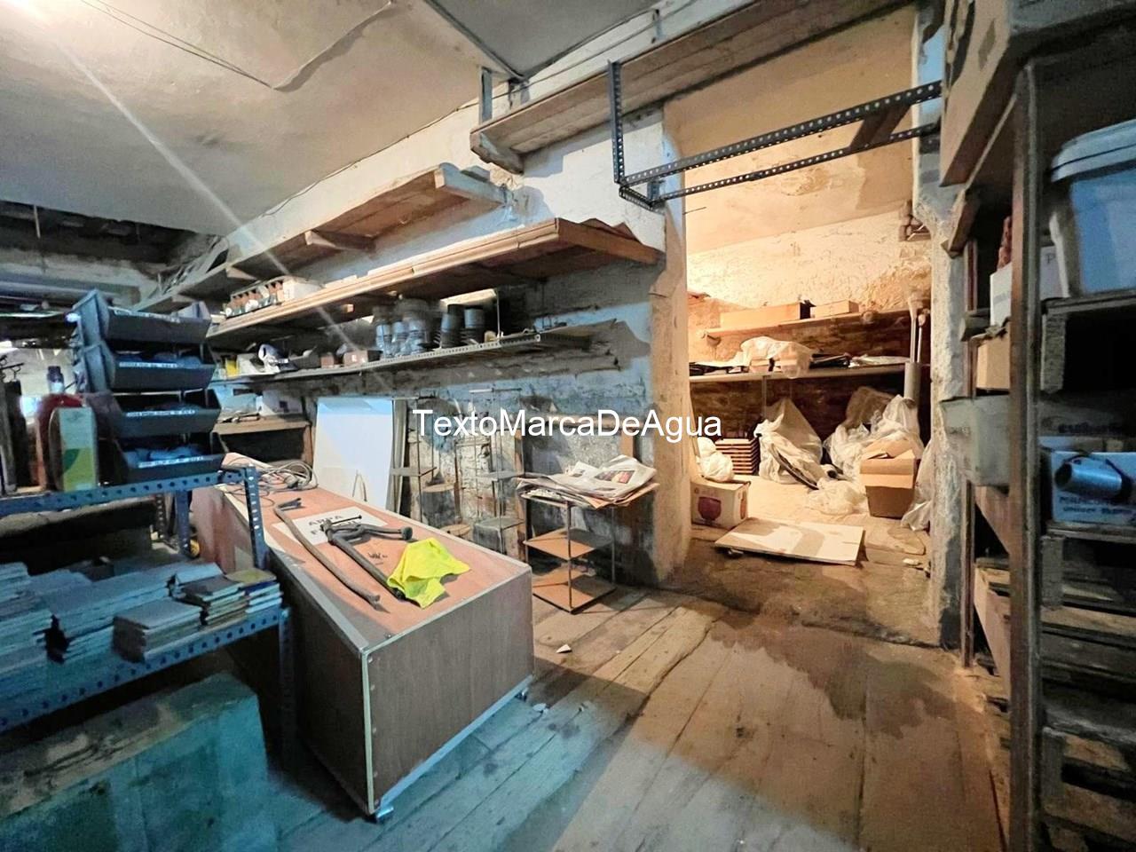 Foto 6 Venta de espectacular local comercial en Santiago de Compostela