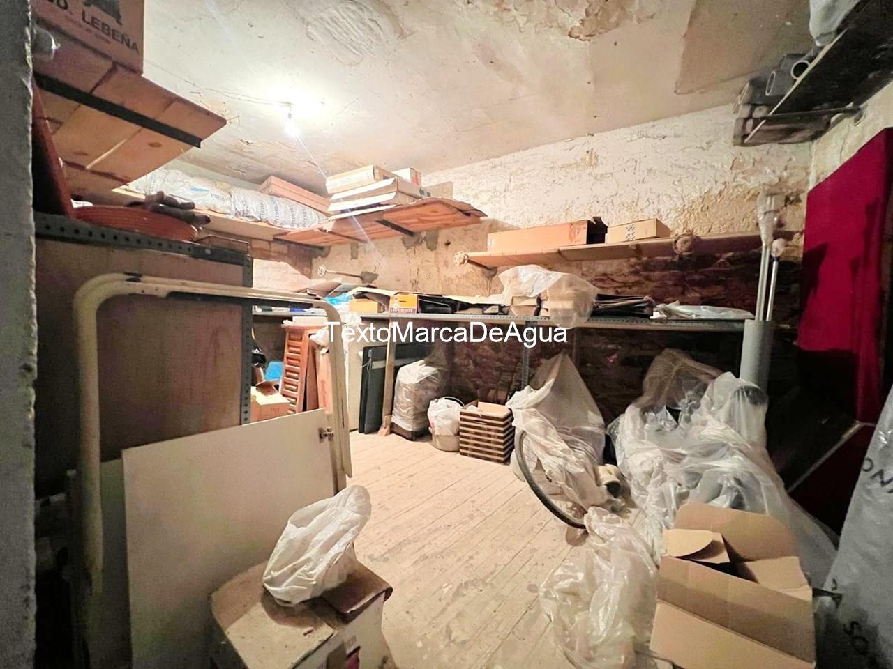 Foto 7 Venta de espectacular local comercial en Santiago de Compostela