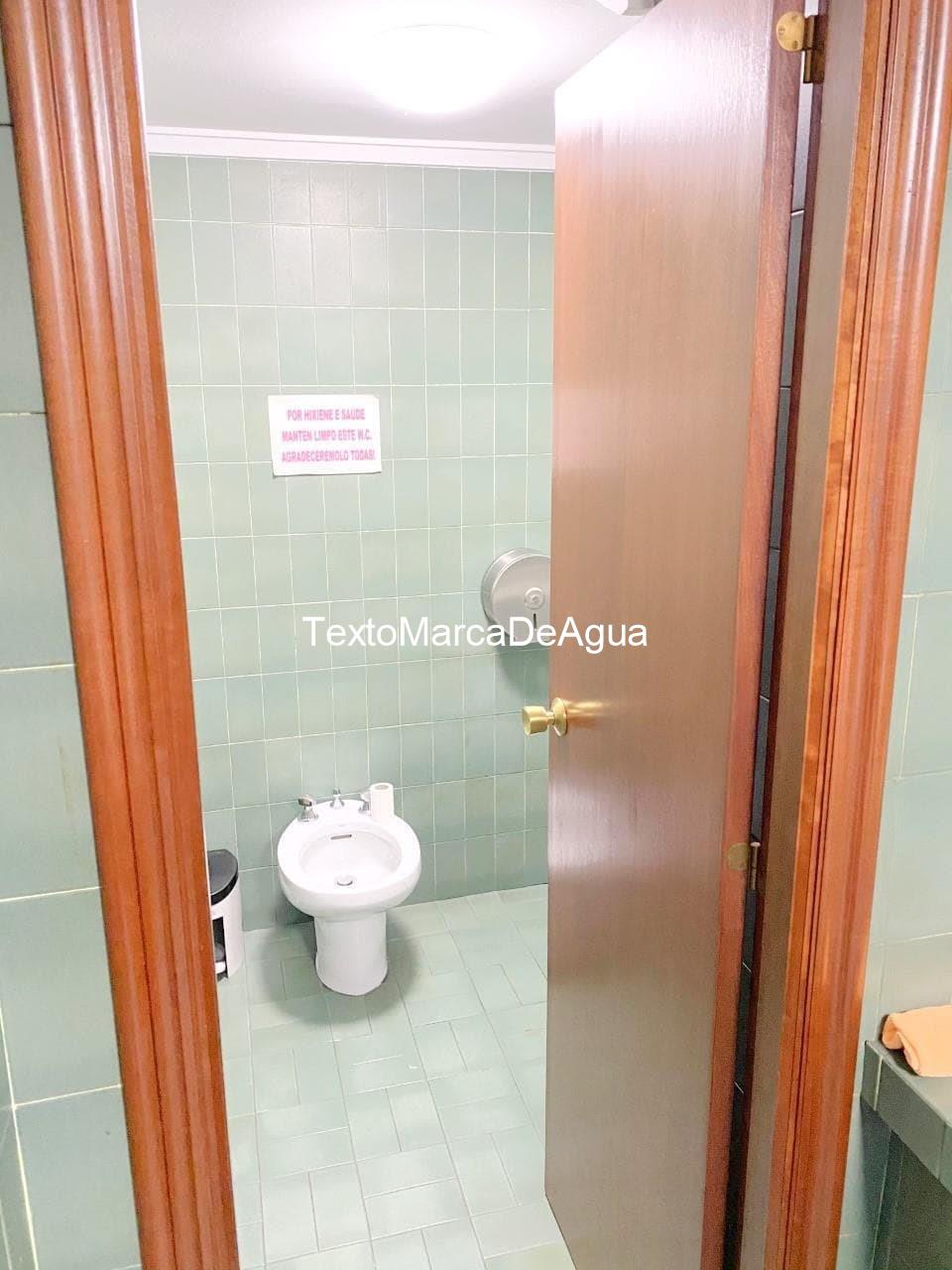 Foto 16 Venta de Local Comercial en Santiago de Compostela - Zona Sar