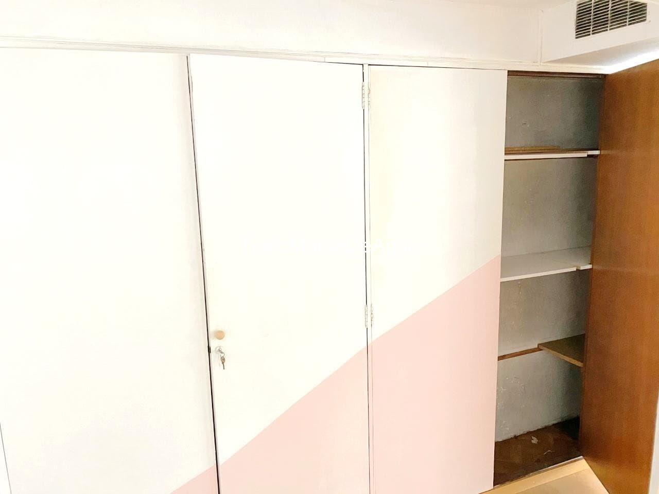 Foto 8 Venta de Local Comercial en Santiago de Compostela - Zona Sar
