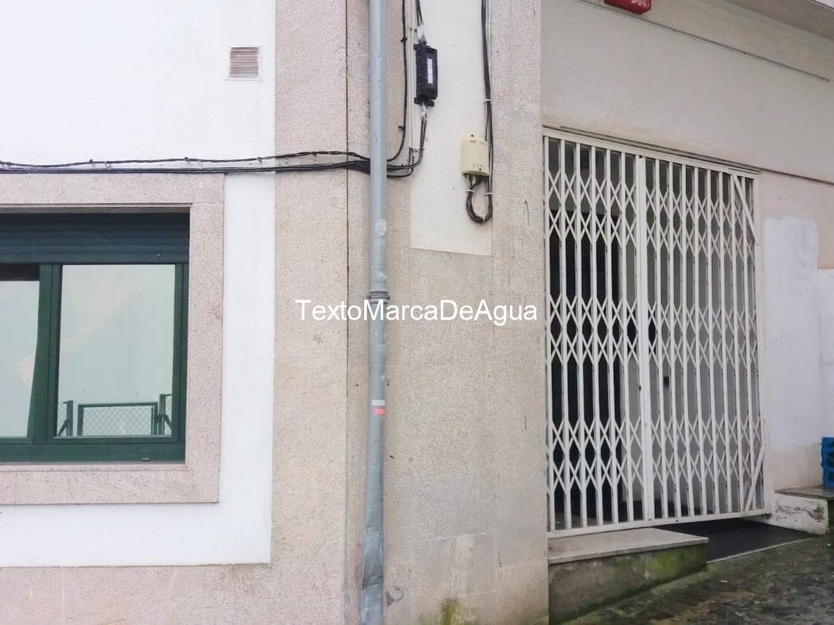 Foto 1 Venta de local comercial en Santiago de Compostela