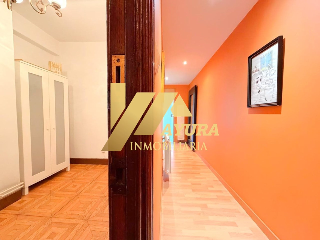 Foto 10 Venta de piso en Ensanche, Santiago de Compostela