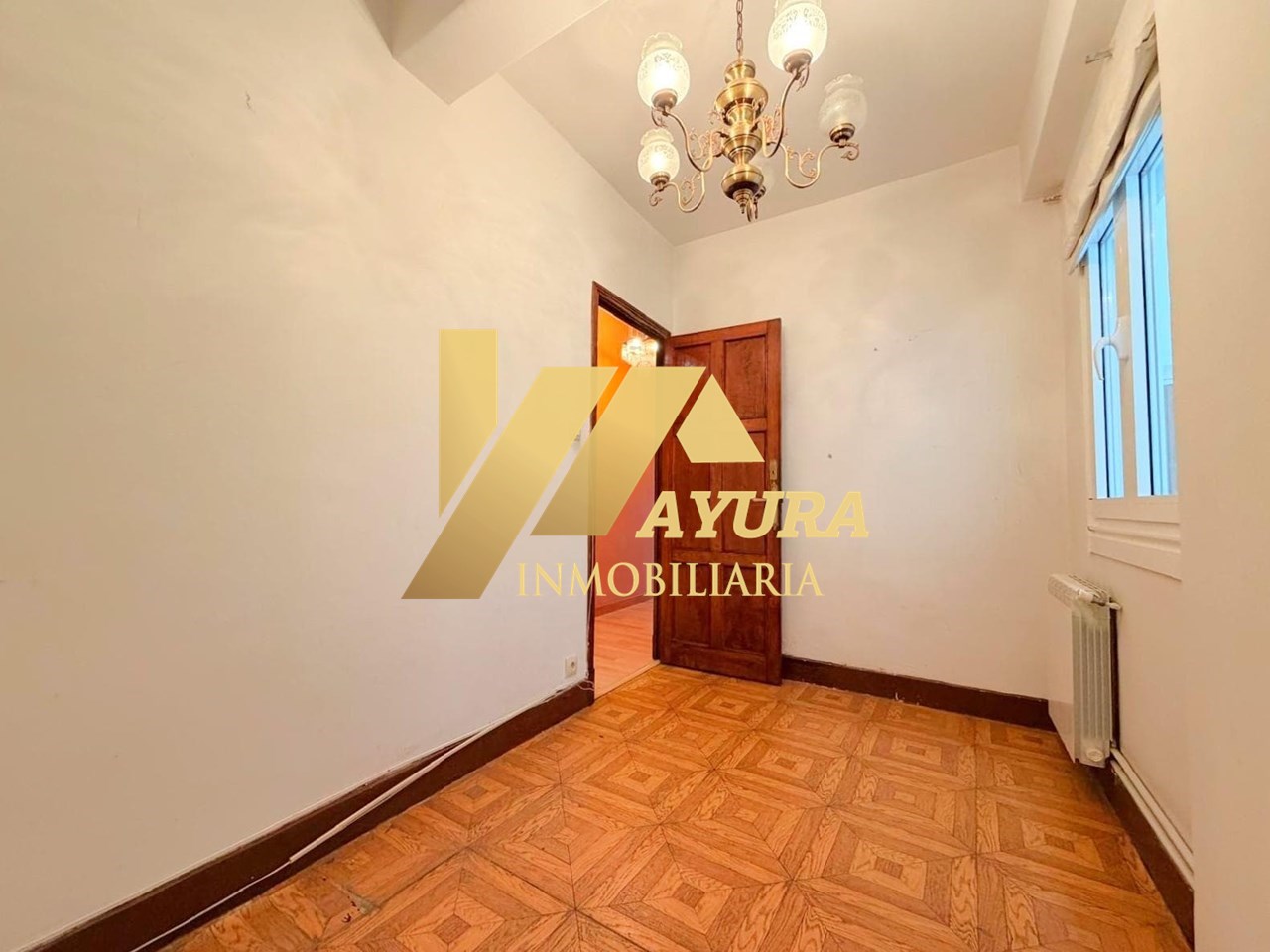 Foto 12 Venta de piso en Ensanche, Santiago de Compostela