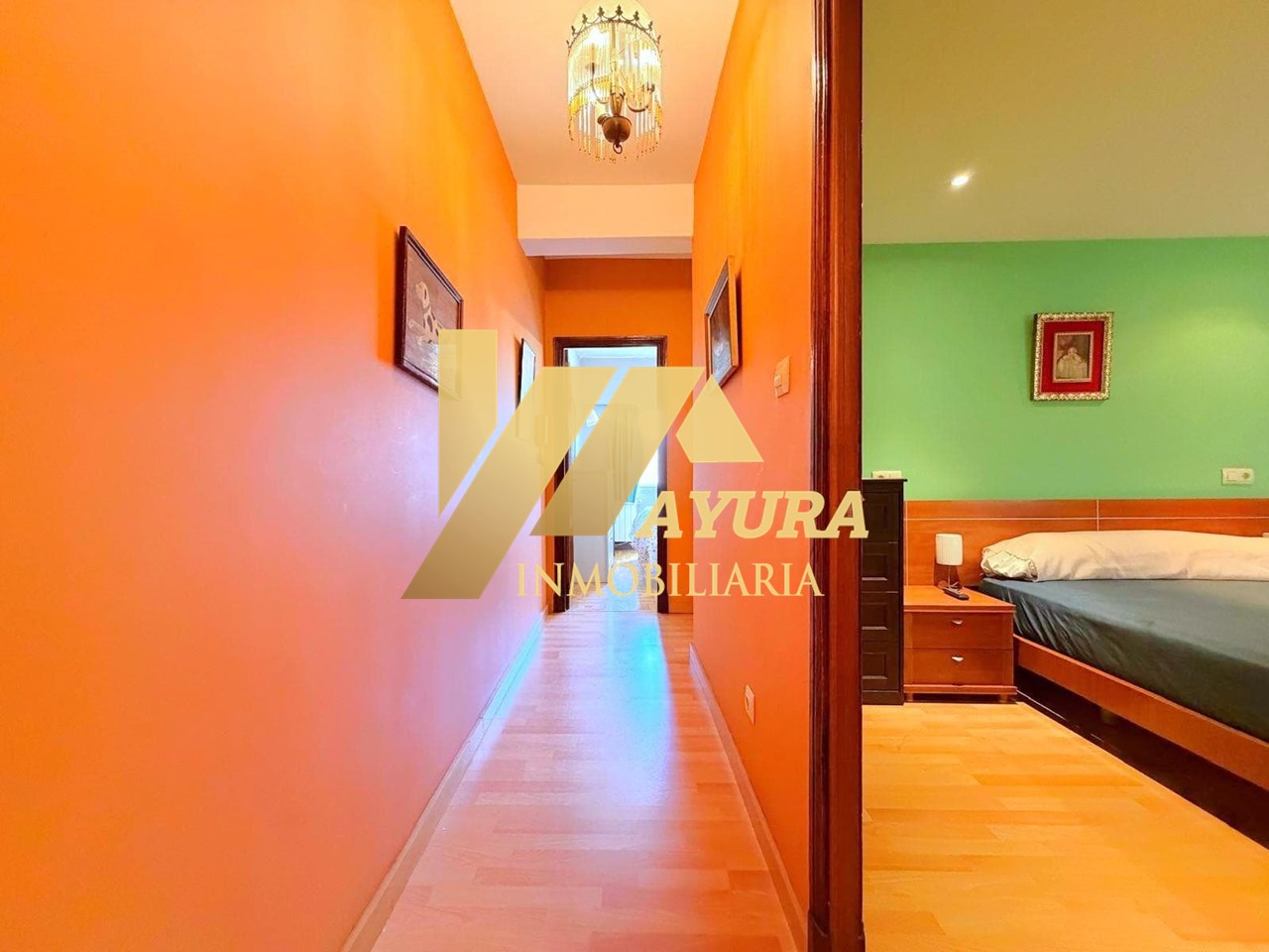 Foto 18 Venta de piso en Ensanche, Santiago de Compostela