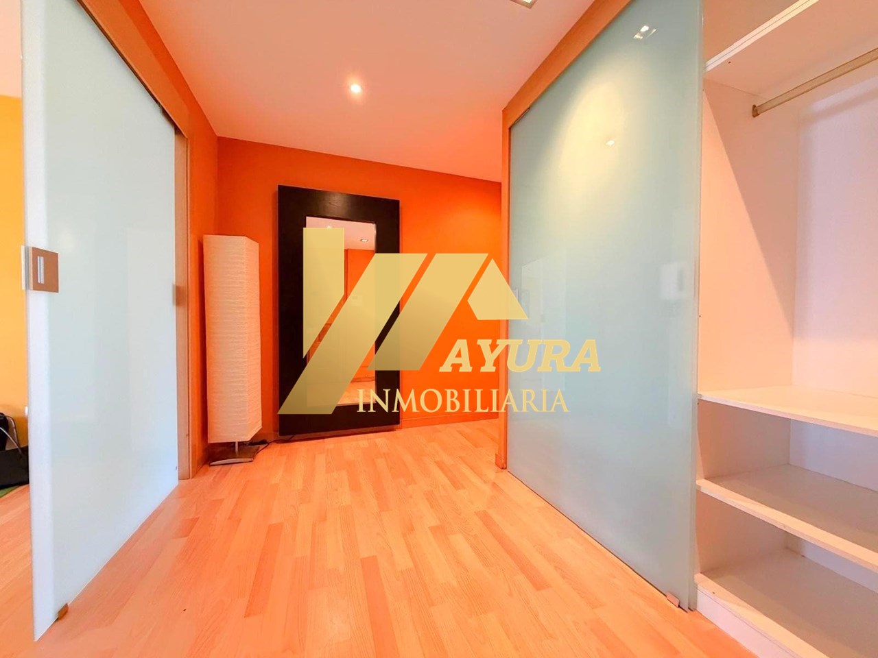 Foto 1 Venta de piso en Ensanche, Santiago de Compostela