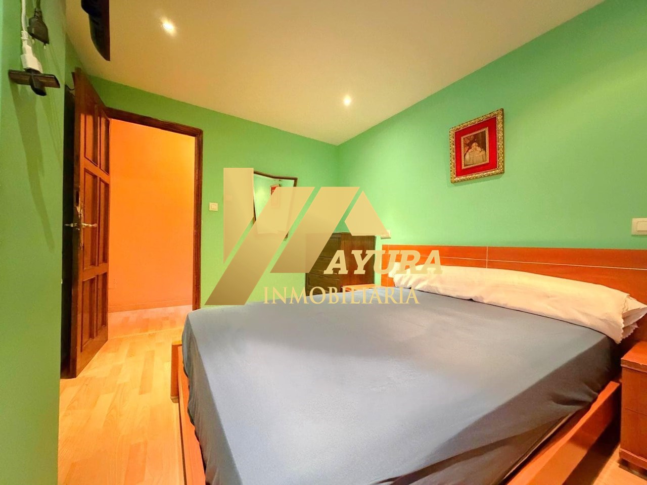 Foto 21 Venta de piso en Ensanche, Santiago de Compostela