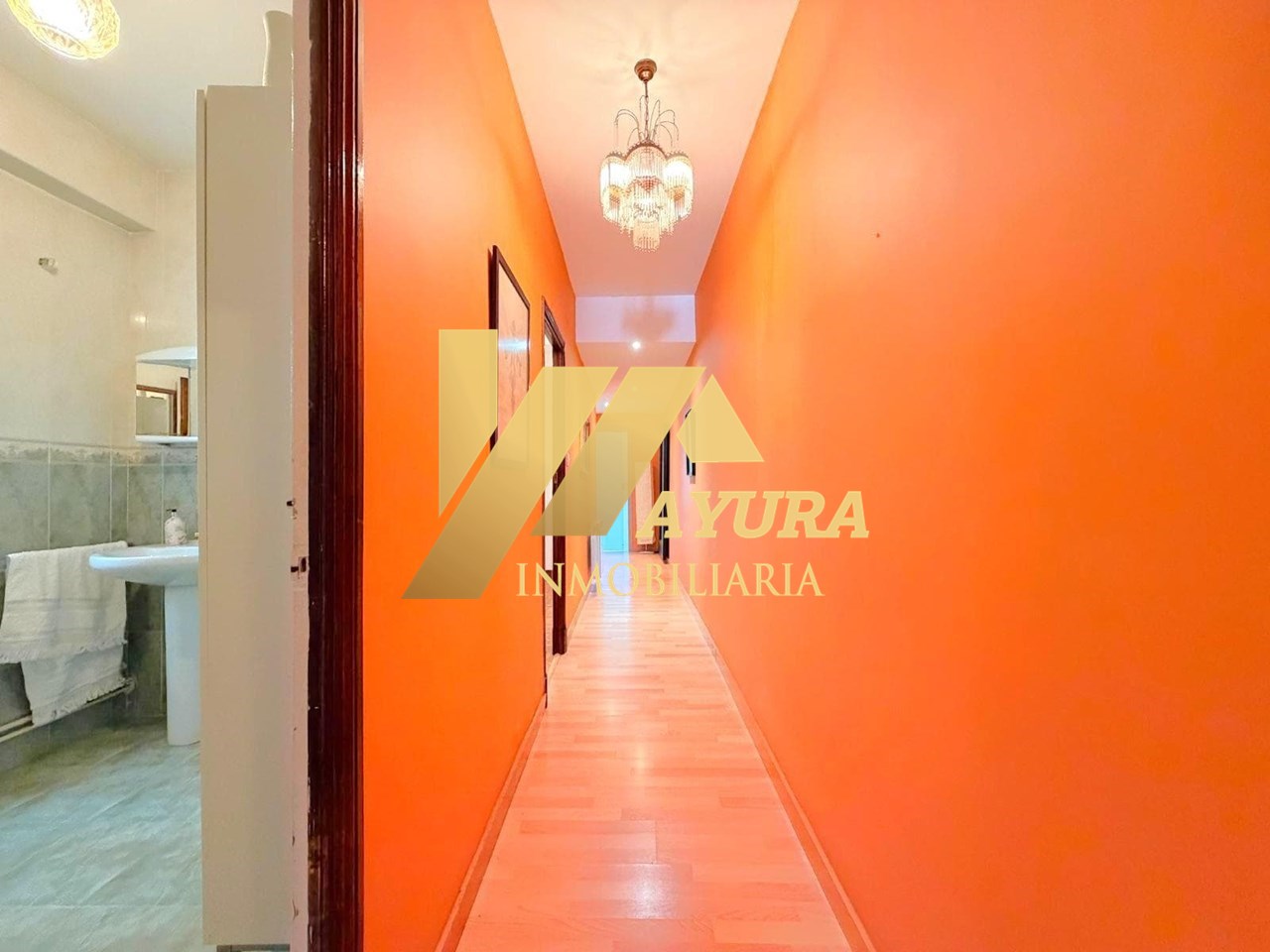 Foto 3 Venta de piso en Ensanche, Santiago de Compostela