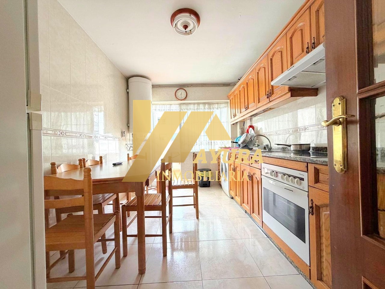 Foto 18 Venta de piso exterior con terraza en el Ensanche de Santiago de Compostela