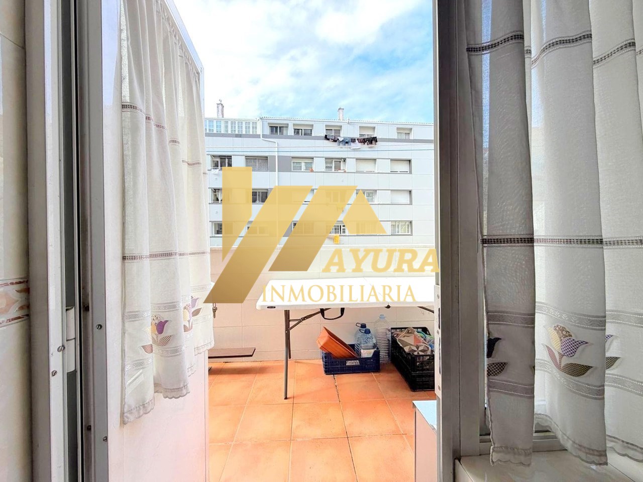 Foto 20 Venta de piso exterior con terraza en el Ensanche de Santiago de Compostela