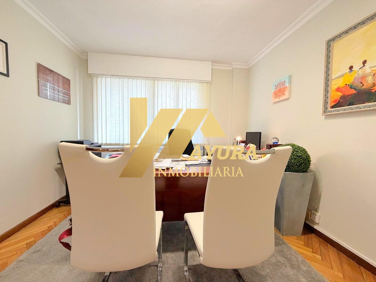 Foto 6 Venta de piso exterior con terraza en el Ensanche de Santiago de Compostela